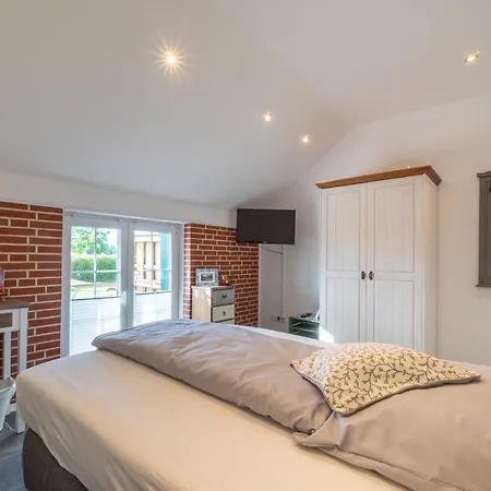 Insel-land-hotel Michaelsen -boutique Hotel- Im Ostland Mit Yoga U Sauna 3* Borkum