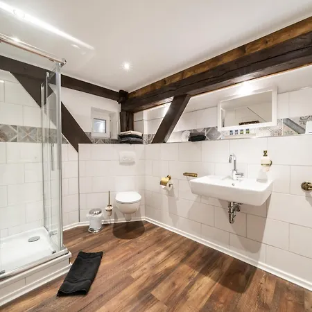 Insel-land-hotel Michaelsen -boutique Hotel- Im Ostland Mit Yoga U Sauna Hotel Borkum