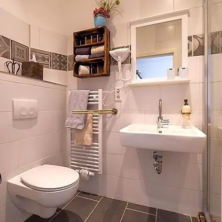 Insel-land-hotel Michaelsen -boutique Hotel- Im Ostland Mit Yoga U Sauna 3*