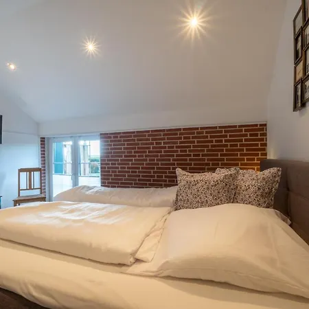 Insel-land-hotel Michaelsen -boutique Hotel- Im Ostland Mit Yoga U Sauna 호텔
