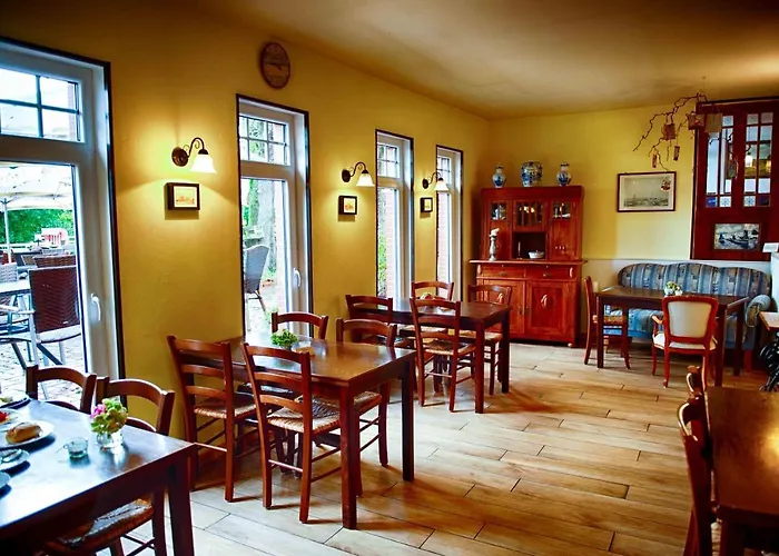 Insel-land-hotel Michaelsen -boutique Hotel- Im Ostland Mit Yoga U Sauna Hotel