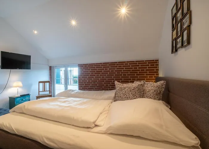 Insel-land-hotel Michaelsen -boutique Hotel- Im Ostland Mit Yoga U Sauna Hotel