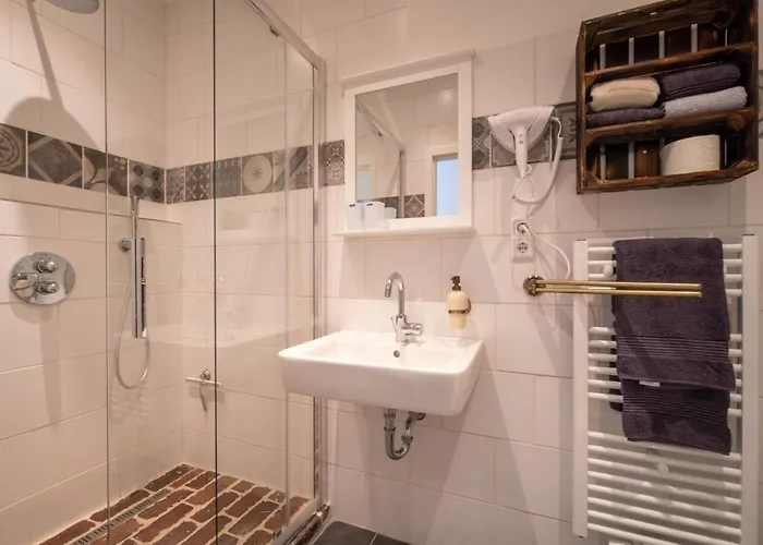 Hotel Insel-land-hotel Michaelsen -boutique Hotel- Im Ostland Mit Yoga U Sauna Borkum